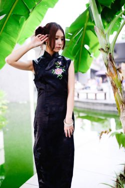 台灣模特阿布《紅黑旗袍系列外拍》